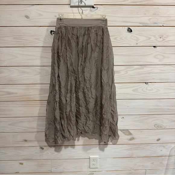 Moda Seta Crinkled Taupe Midi Skirt - Picture 1 of 5